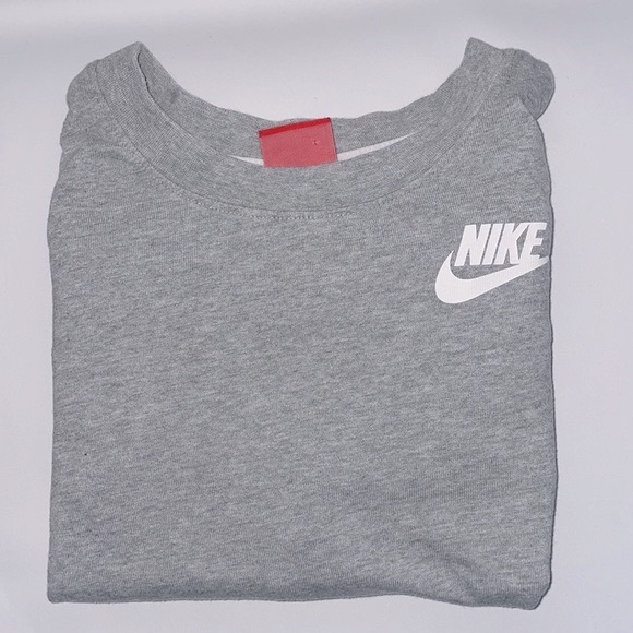 NIKE | Light Grey Long Sleeve Round Neck Sweater - Picture 3 of 7